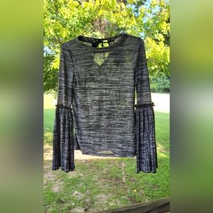 Soul Mates ♥️ gray black,white blouse (NWT)